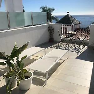 https://easy-nerja-carabeo.hotelsinnerja.org