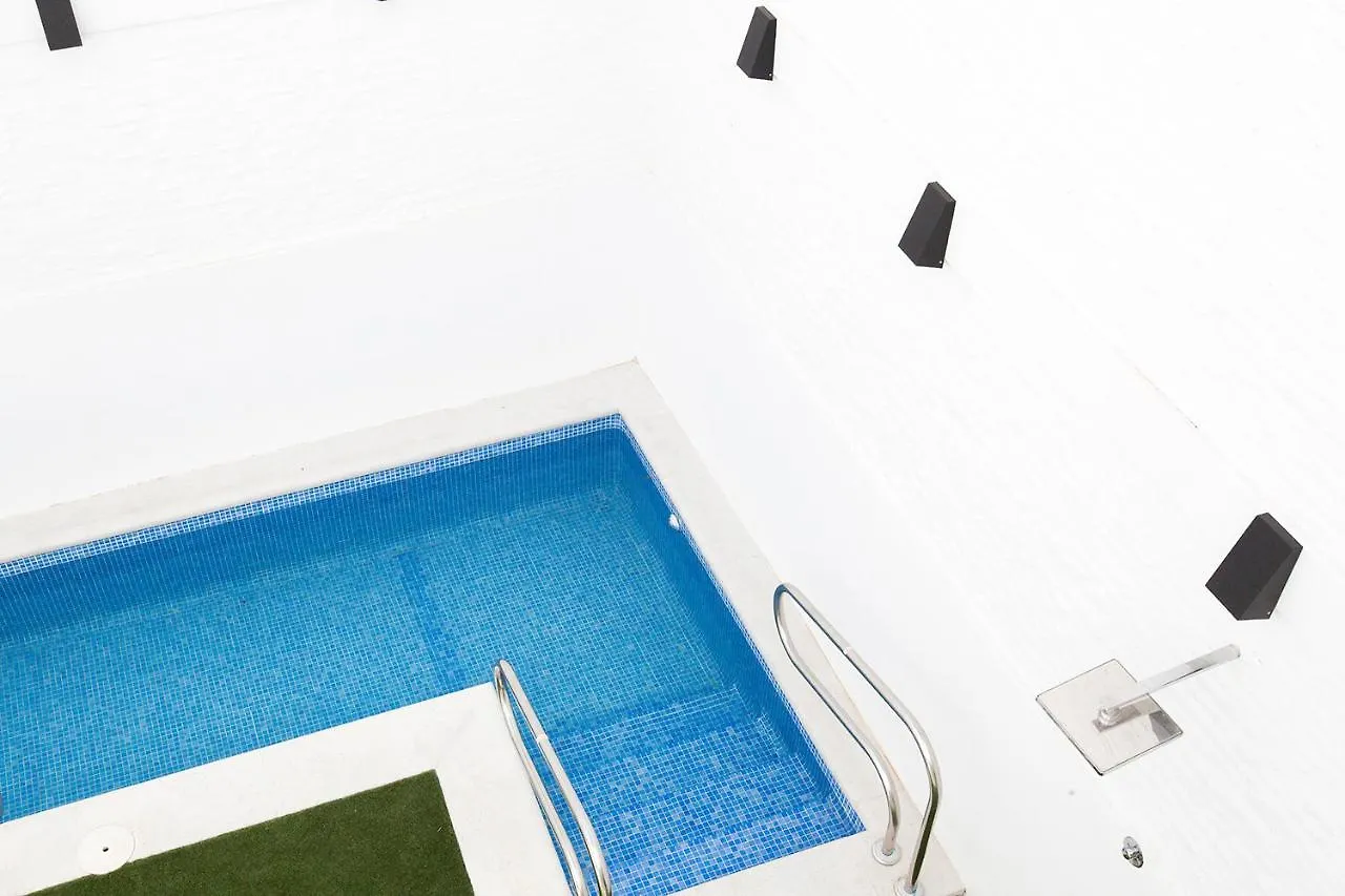 Azahar De Sevilla Apartments contacts